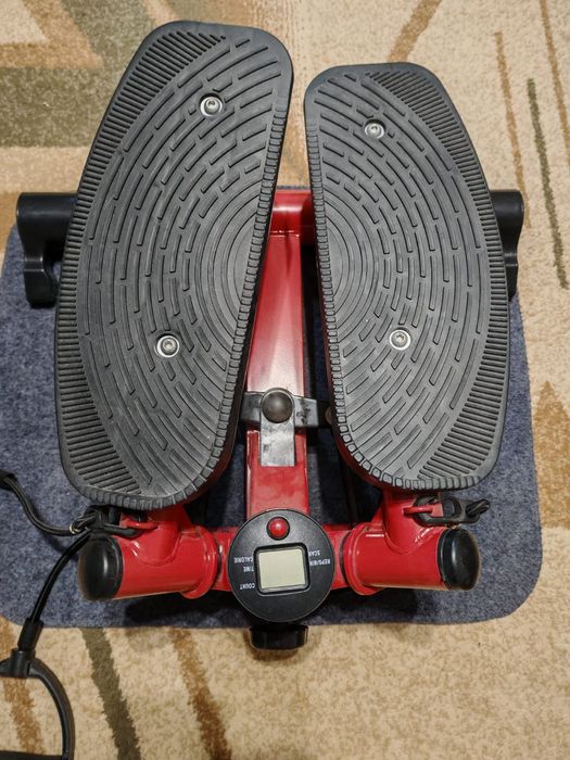 Тренажёр Поворотный степпер