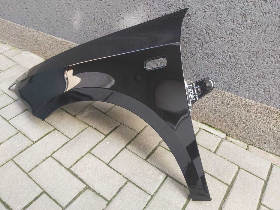 Aripa Fata Stanga Seat Ibiza 2008-2012 Vopsita Negru