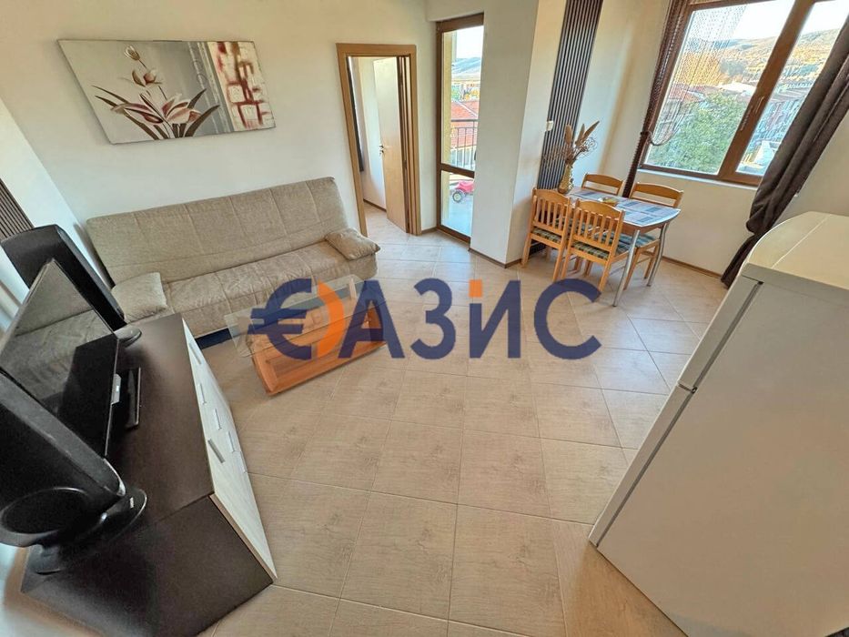 Продава се Тристаен апартамент в к.к. Слънчев бряг - 77 кв.м за 586 €/кв.м - Снимка #4