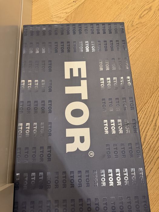 Продам кожанные сапоги