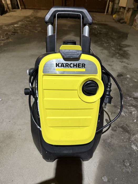 Продам отличную мойку Karcher K5 Compact