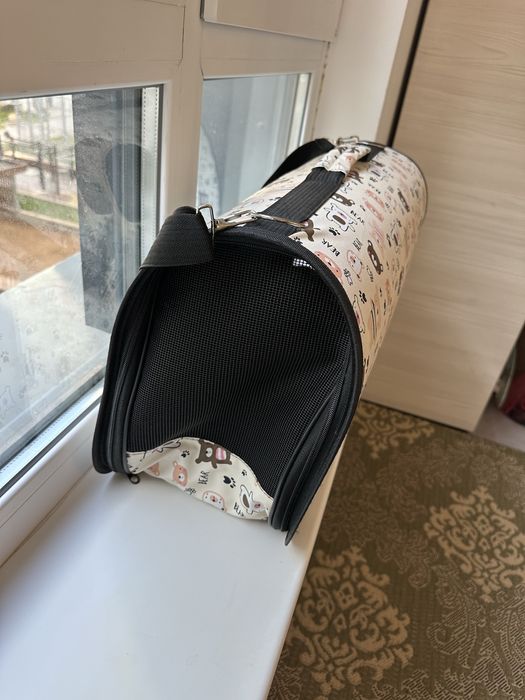 Переноска для кошек и собак