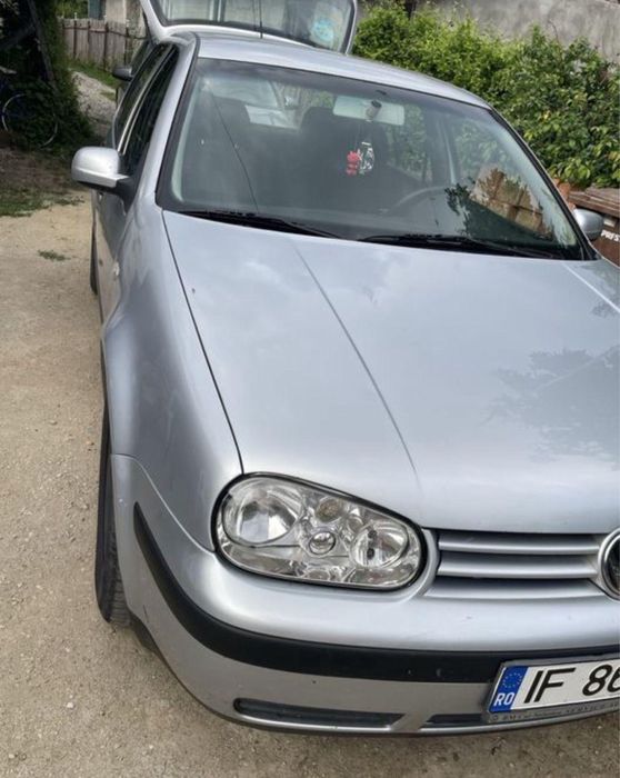 Se vinde fara acte . Golf 4