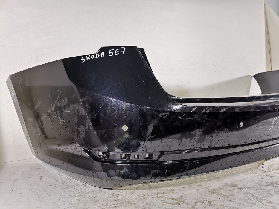 Bara spate Skoda  Octavia  4 Berlina sedan, 2020, 2021, 2022, 2023, cod de origine OE 5E6807421