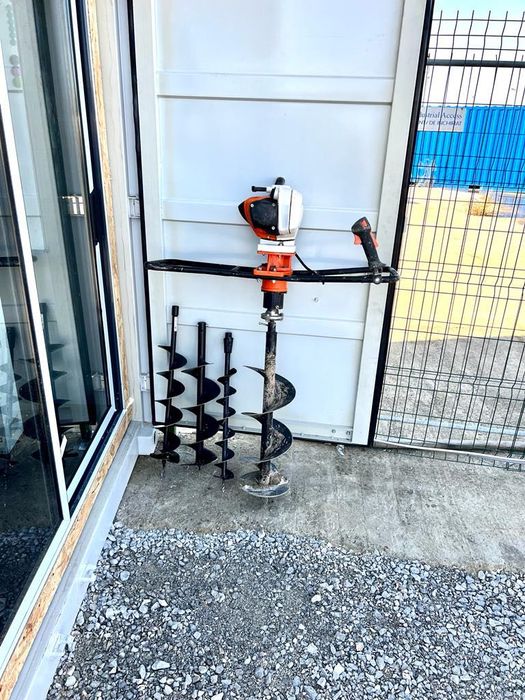 inchiriez masa taiat gresie faianta aparat  închiriem de inchiriat