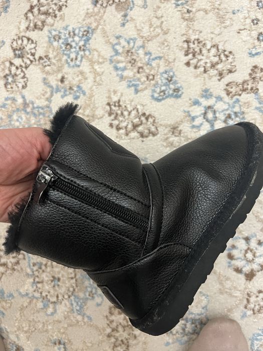 детские  сапоги    зимние  уги