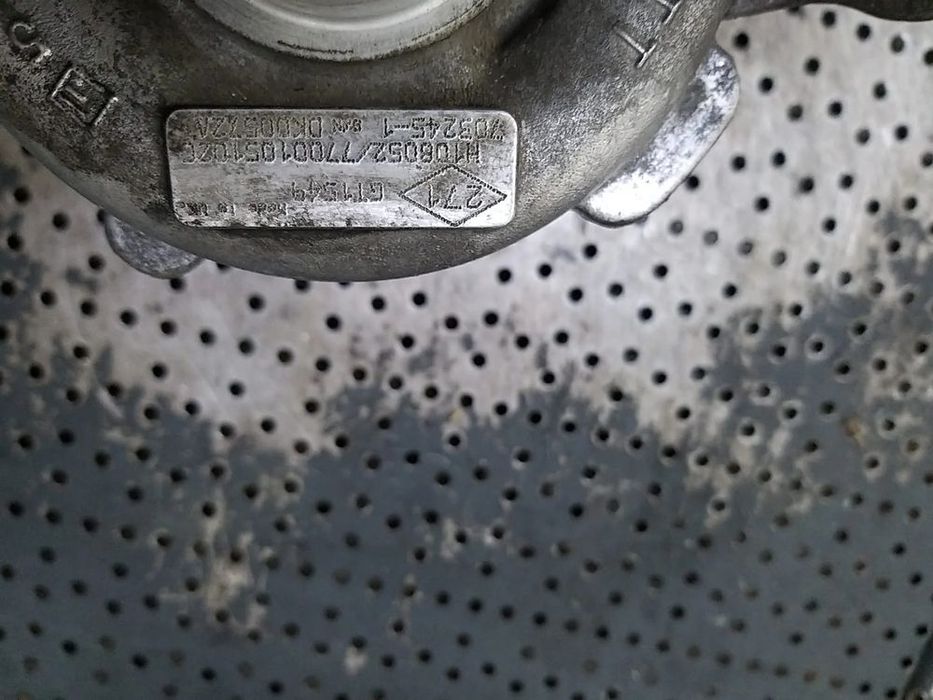 Turbina 1.9 dci renault scenic 1 h108052 7700105102c 7032451