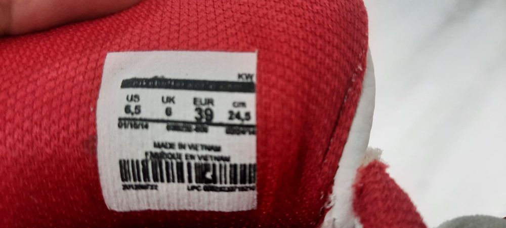 Adidași băieți Jordan