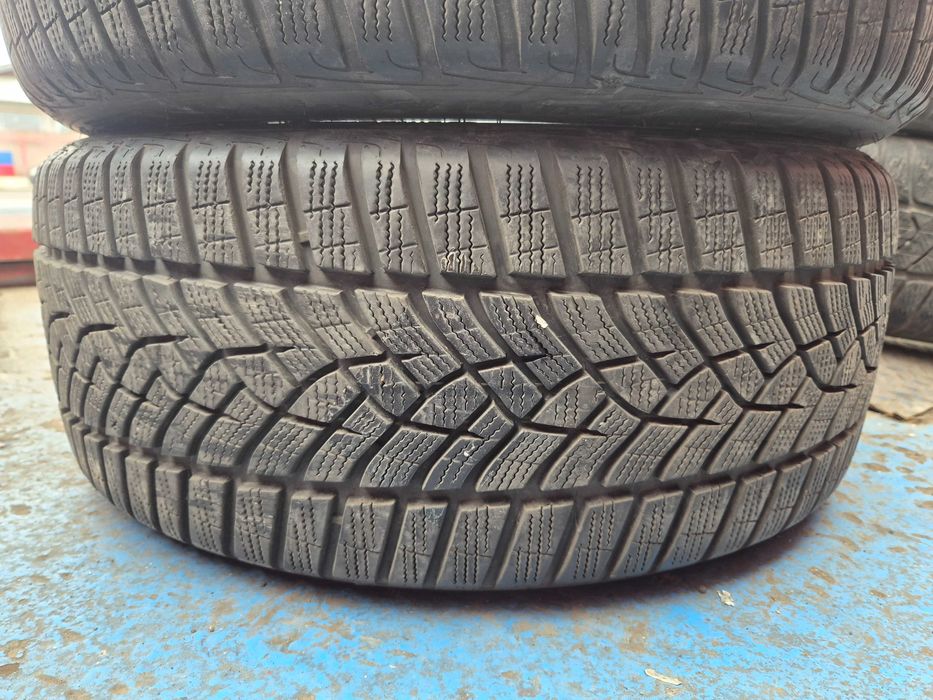 2 Anvelope M+S IARNA - 225/40/18 - GoodYear - PROFIL CA UNELE NOI - DOT 2020 !
