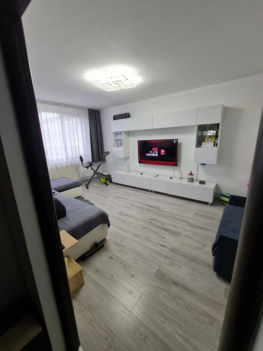 Vand Aprtament 4 Cam. Decomandat