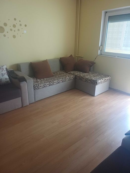 Incirieri apartament.Dau in chirie apartament cu doua camere zona nufarul onisifor ghibu.Suprafata utila 68 mp.Etaj 1.zona linistita,merita vazut