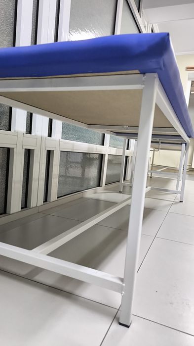 Кушетка медицинская Б/у 30000