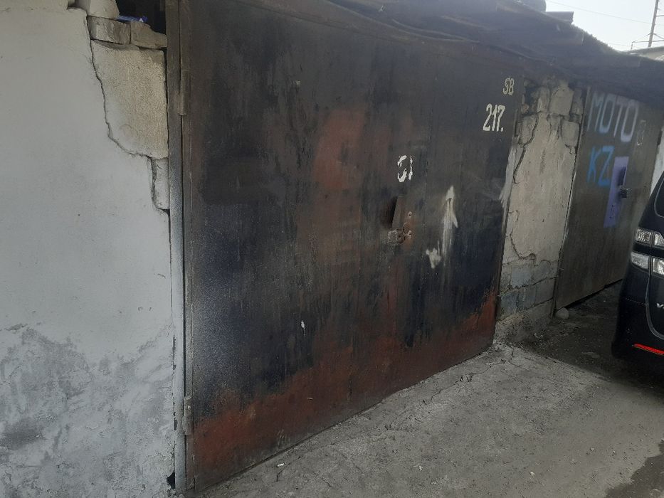 Продам  капитальный гараж.