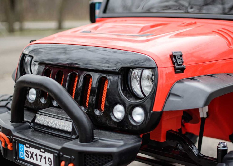 Акумулаторен Двуместен джип JEEP 4X4 12v14Ah батерия,MP4 плейър