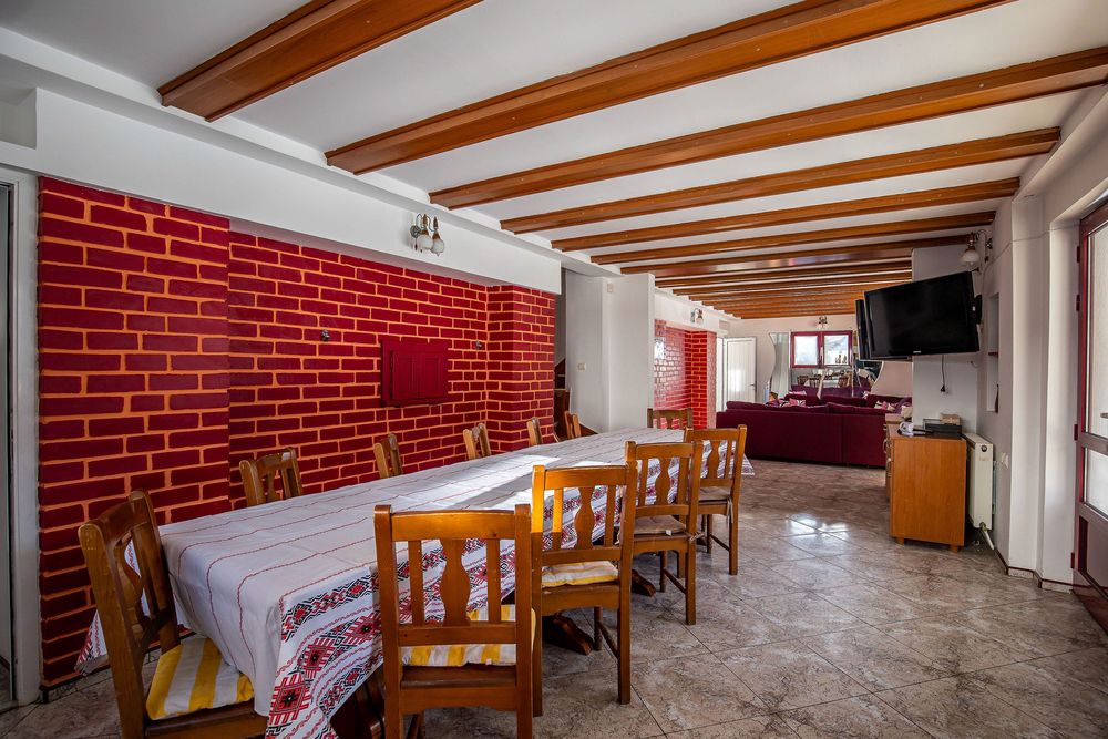 Vila de inchiriat /Casa de inchiriat /Cazare munte /Busteni /La Cheie