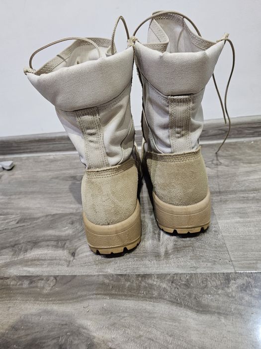 Bocanci americani Propper nr 42, dimensiune talpic 27 cm.