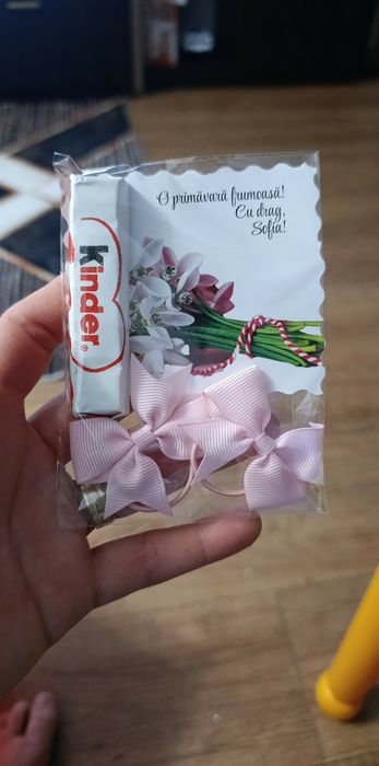 Mărțișoare personalizate