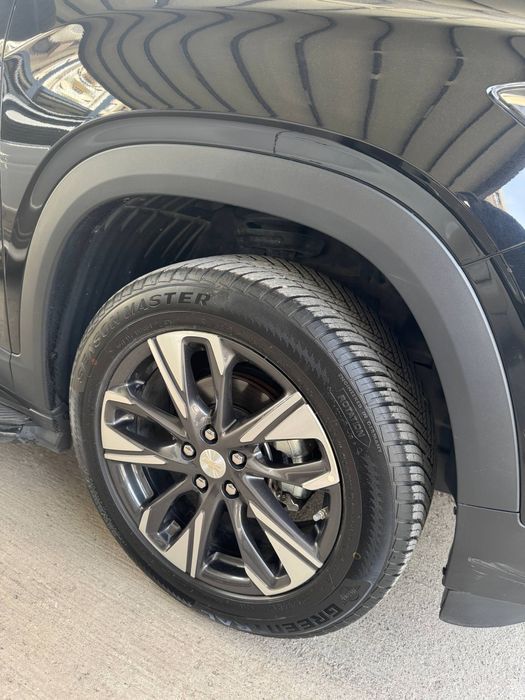 Treker 2023 Primier panarama lyukli