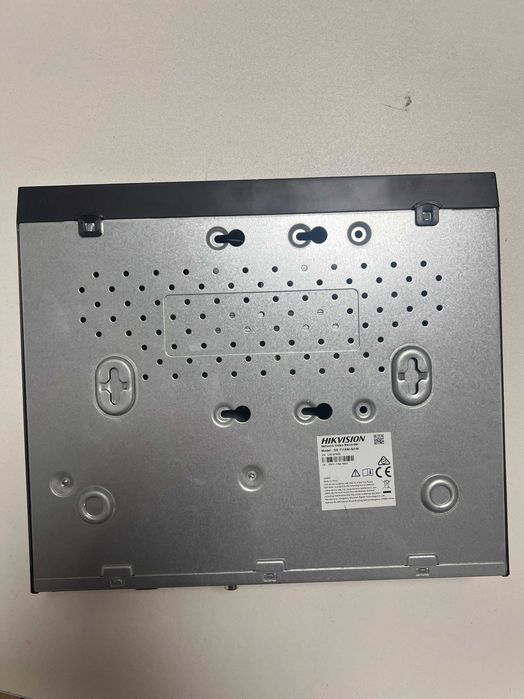 Видеорегистратор Hikvision DS-7116NI-Q1/M