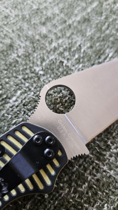 Spyderco Para Military 2 Magnacut