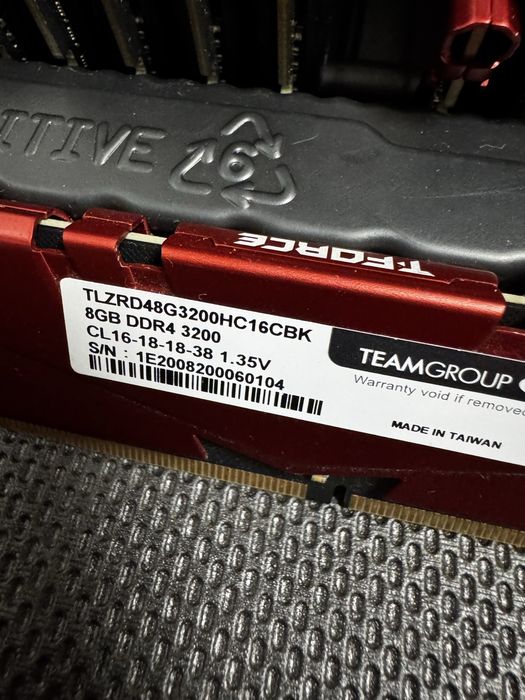 Memorii ram ddr4 16 gb 3200 pc desktop workstation