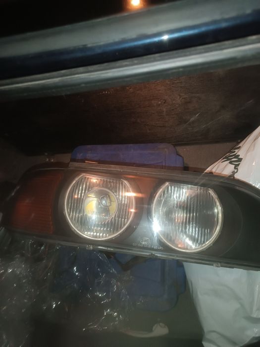 Фары е39 дорест,оригинал,