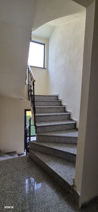Vand apartament in vila, nou, Pitesti, Trivale. Fagetului, cu parcare
