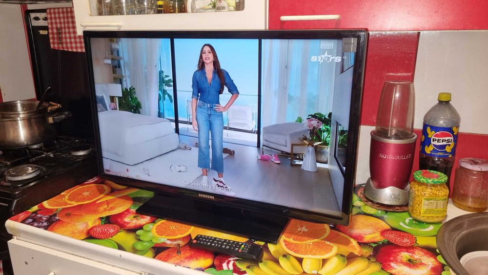 TV Samsung 81 cm