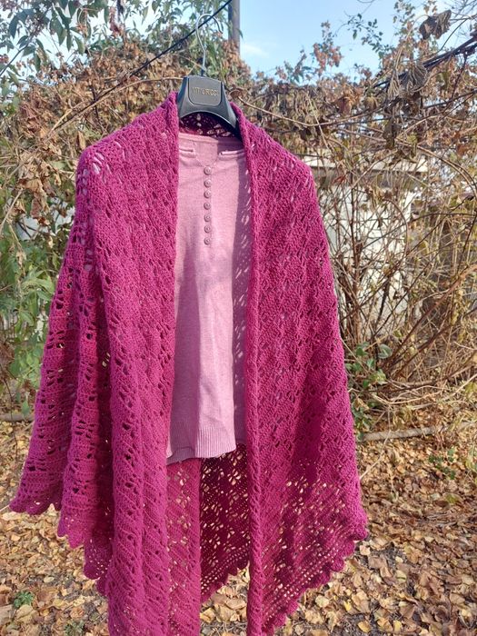 Шаль, платок,  косынка.