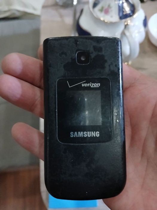 Samsung Verizon wireless sotiladi 700 ming