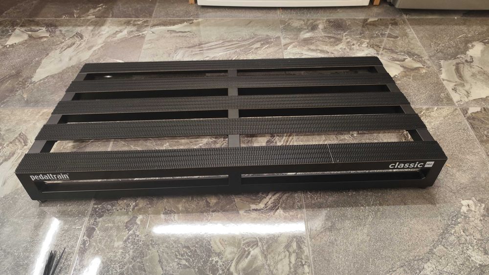 Педалборд Pedaltrain classic pro