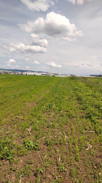 Teren Hala- Sibiu-1000 mp