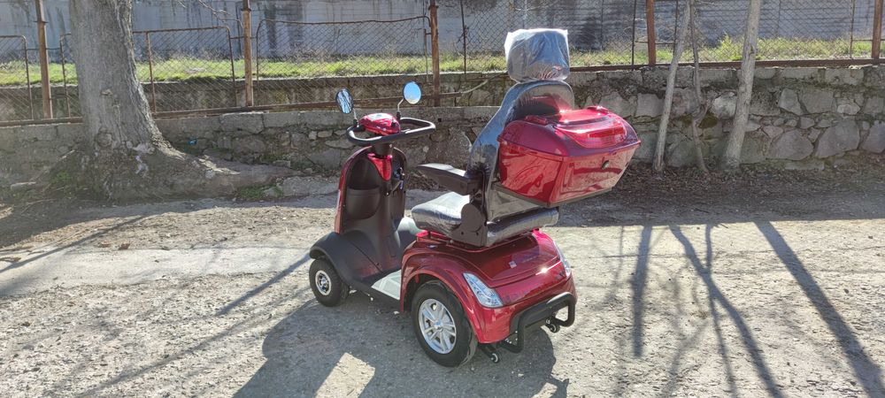 Електрическа четириколка SCE 340 за инвалиди до 20 км в час скорост