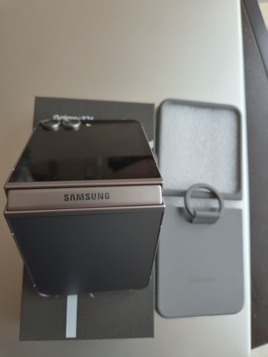 Samsung Z FLIP 6
