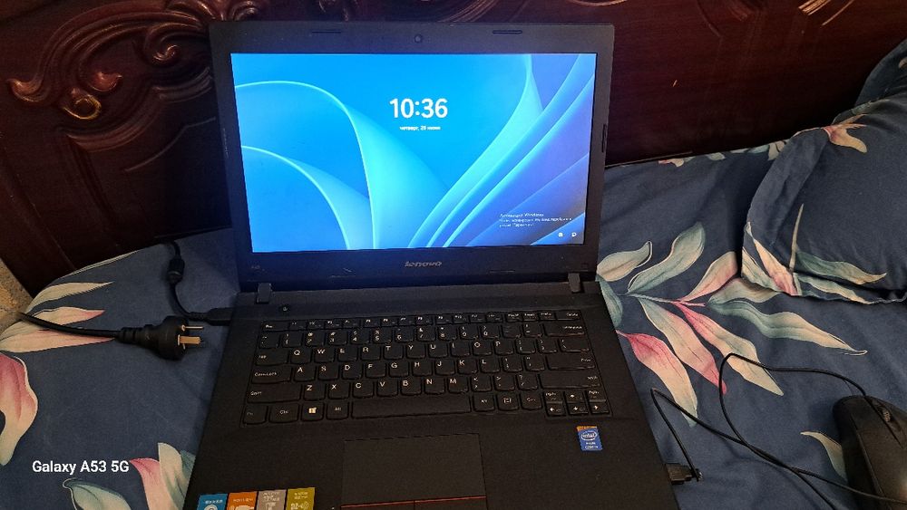 Lenovo e40.80 noutbuk