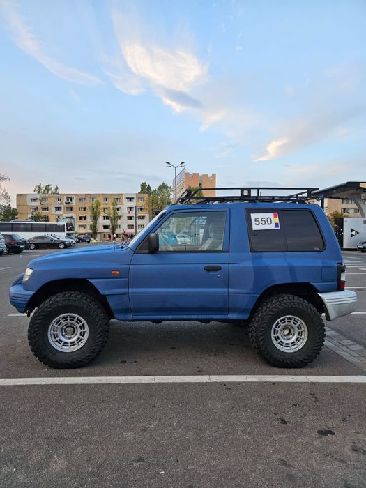 Mitsubishi Pajero MK2 2.5