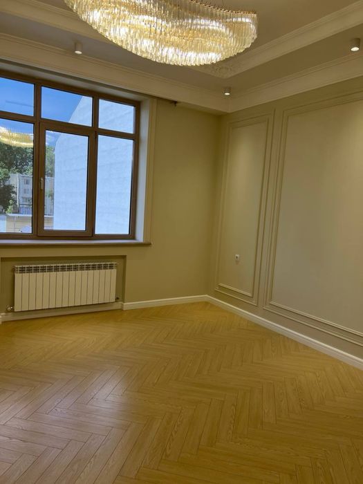 Продается дом ор-р Эко базар 8 соток