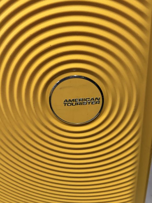 American Tourister 2 куфара с разширение 77 л.и 55л.