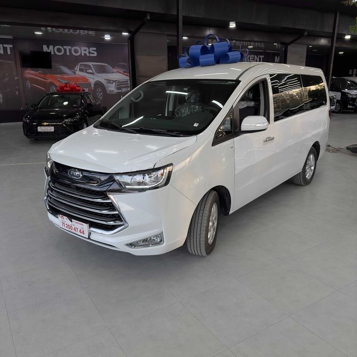 JAC M4 микроавтобуси