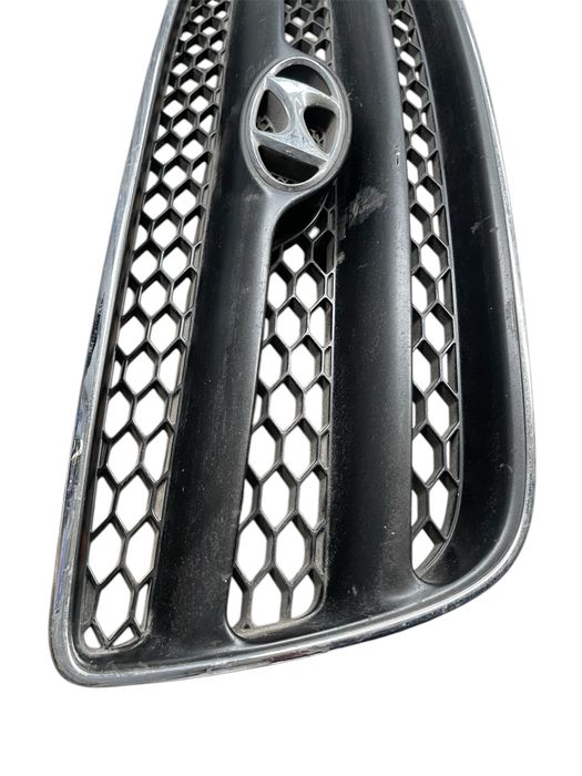 Grila centrala bara fata Hyundai SantaFe II