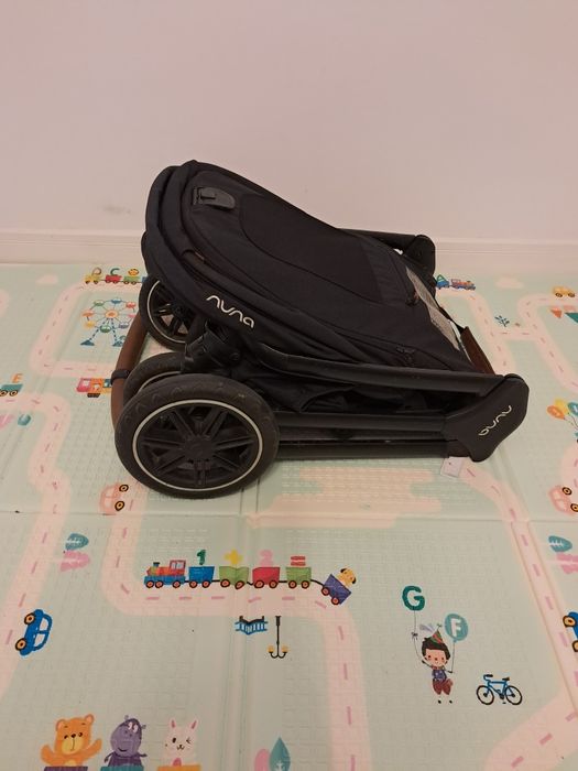 Carucior NUNA, Landou, Scoica Maxi Cosi si accesorii