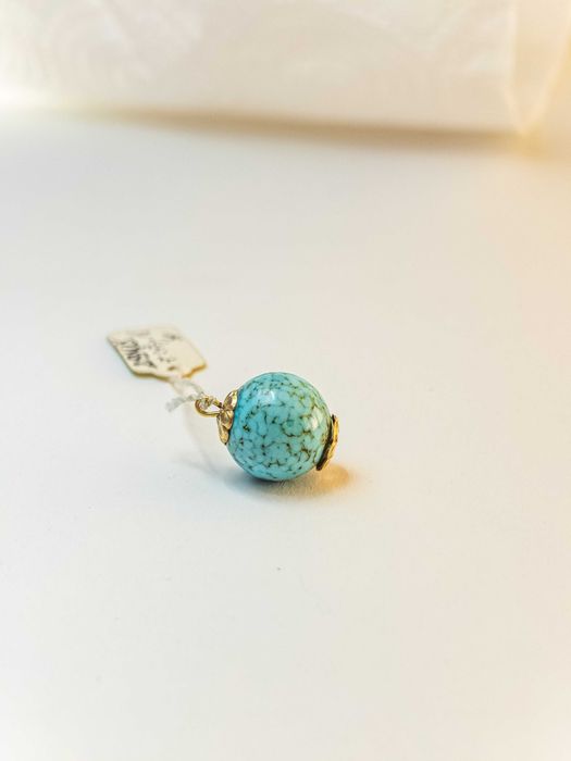 Продавам Златна висулка