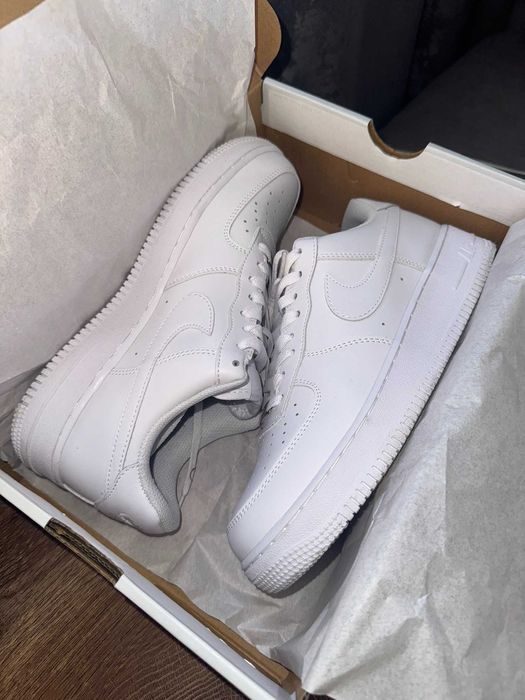 NIKE обувки Air Force 1 '07 White
