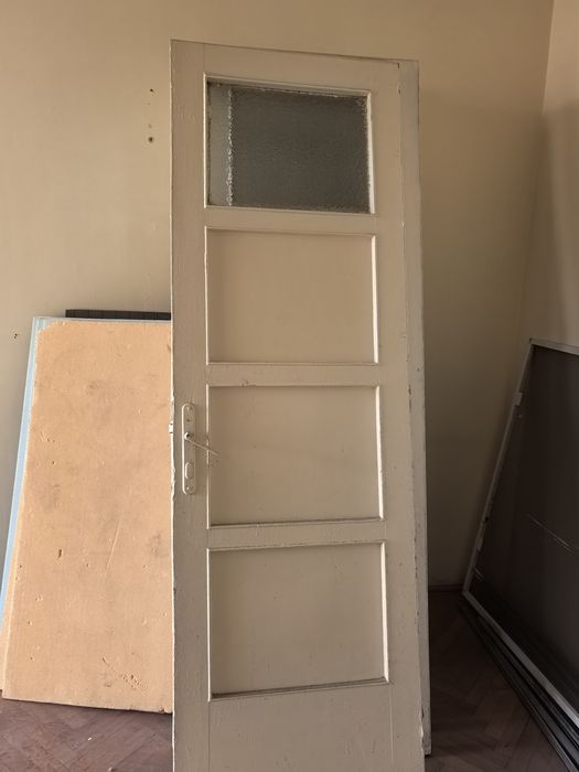 Uși din lemn  apartament