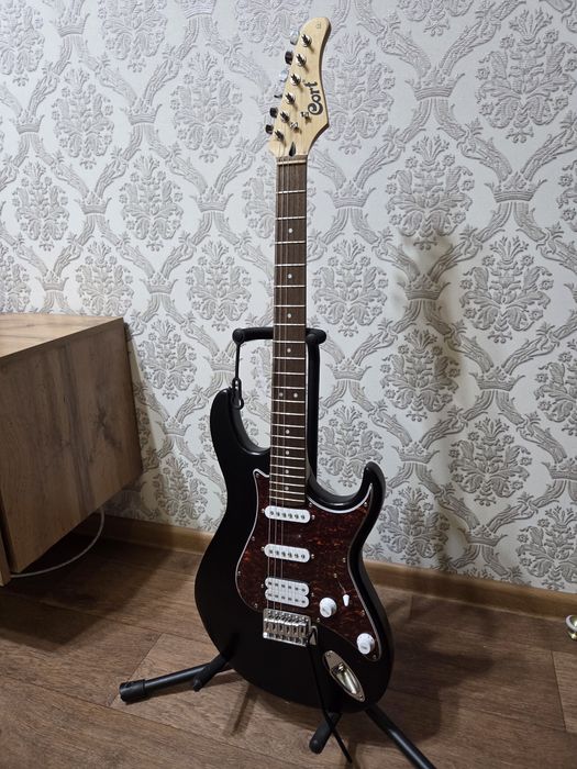 Электрогитара cort G110