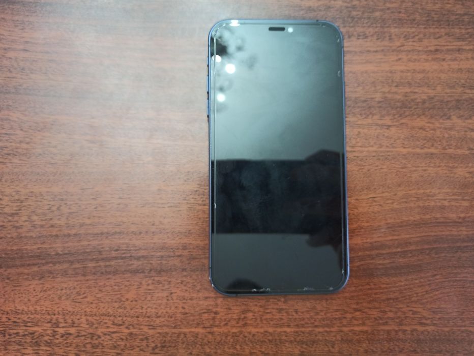 Iphone Xr с корпусом от 17-го айфона