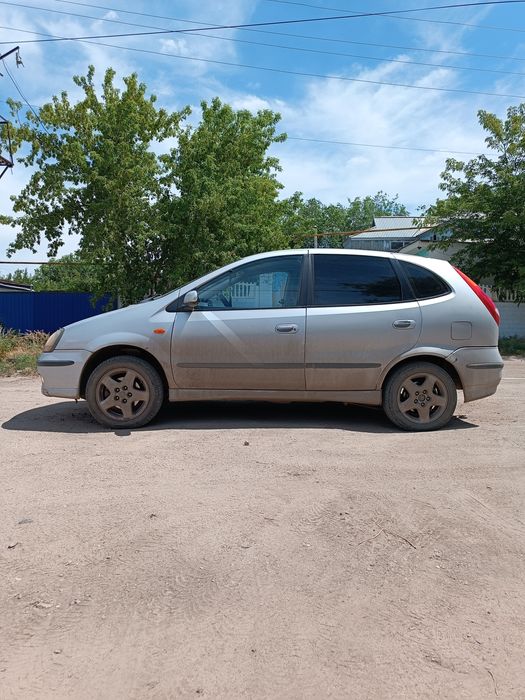 Продам Ниссан примера Тино