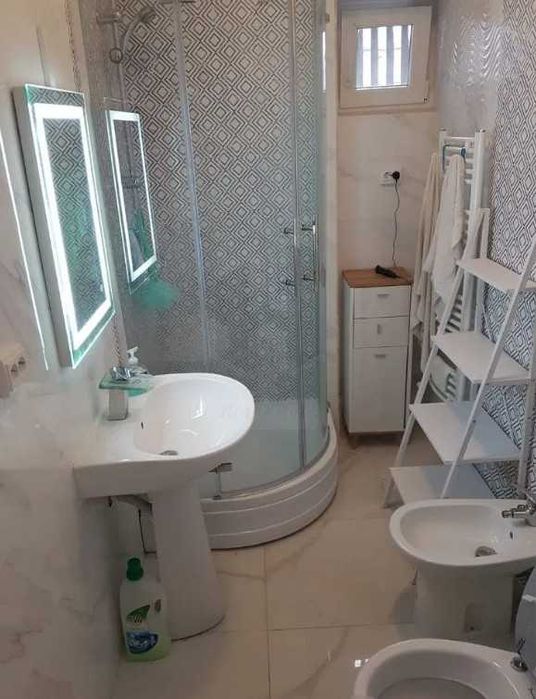 Дава се под наем Двустаен апартамент в Бургас, Славейков - 45 кв.м за 408 € - Снимка #5