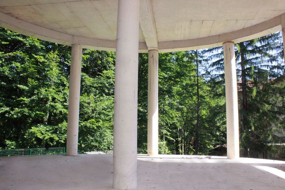 Продава се Хотел в с. Млечево, Област Габрово - 1674 кв.м за 73 €/кв.м - Снимка #7