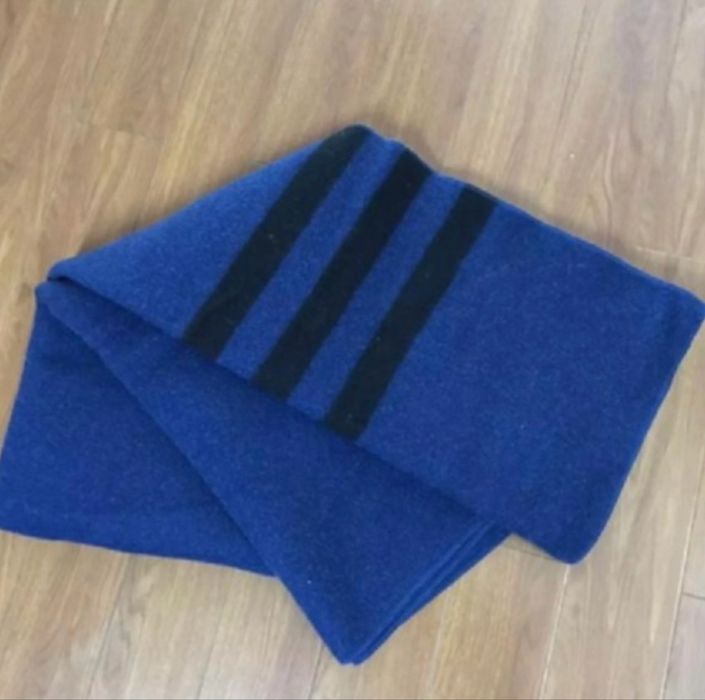 Продам армейскиое одеяло 140*205